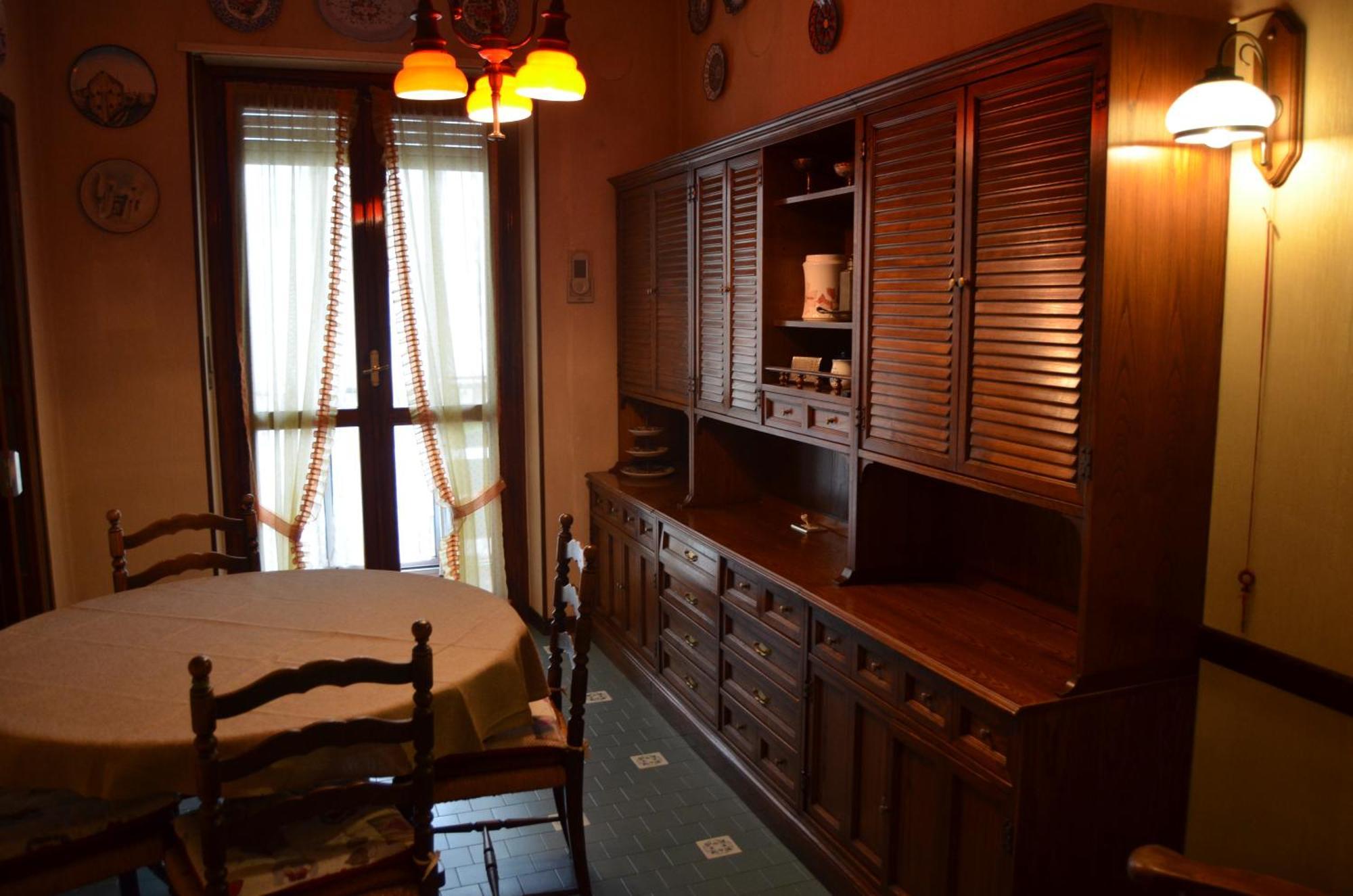 Eleganza Vicino Al Centro Di Torino Apartment Bagian luar foto
